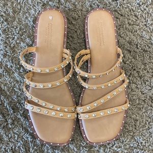 Cushionnaire Sandals